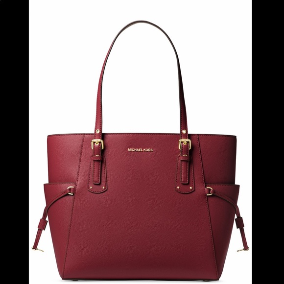 NWT Michael Kors Maroon Voyager Tote 😍